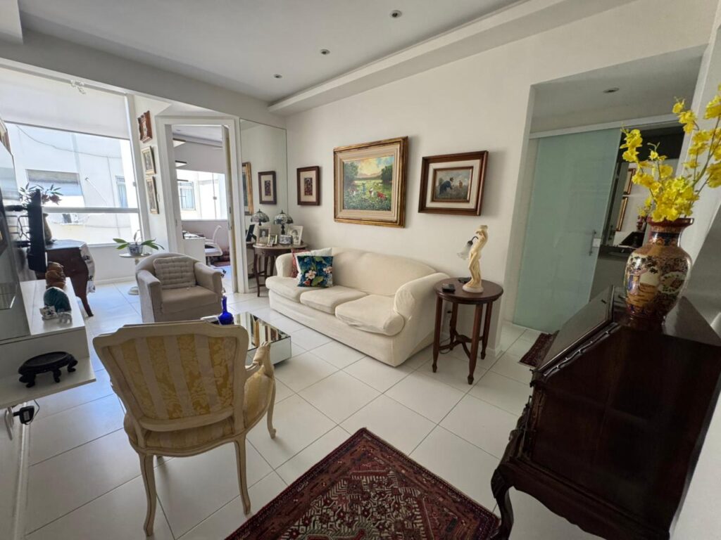 Apartamento 2 Quartos Ipanema, Quadra da Praia, Vaga de Garagem
